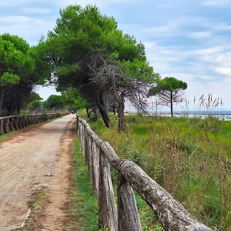 Spacious Sea View Flat With Terrace Apartman Bibione