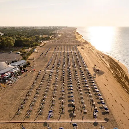 Apartman Spacious Sea View Flat With Terrace Bibione