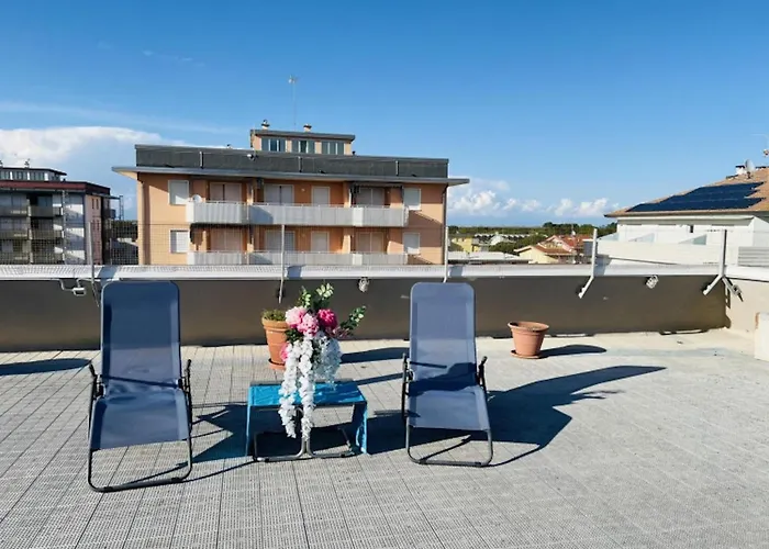 Apartman Spacious Sea View Flat With Terrace