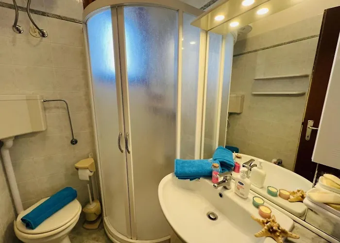 Spacious Sea View Flat With Terrace Apartman *